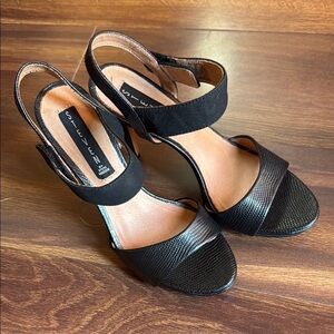 STEVEN by STEVE MADDEN Black Heels Size 6.5